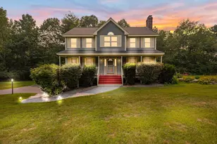 10 Bicknell Dr, Mendon, MA 01756 - Photo 1