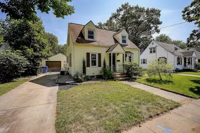 17 Marquette St, Springfield, MA 01104 - Photo 1