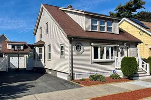 32 Haviland Ave, Lynn, MA 01902 - Photo 1