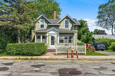 13 Maple St, Easthampton, MA 01027 - Photo 1