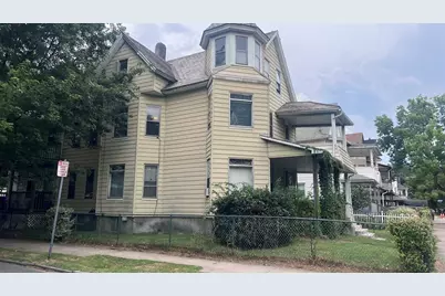 482 Chestnut St, Springfield, MA 01107 - Photo 1