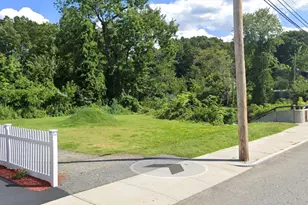 38 Houghton St, Hudson, MA 01749 - Photo 1