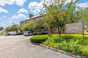 250 Whitwell St, Quincy, MA 02169 - Photo 1