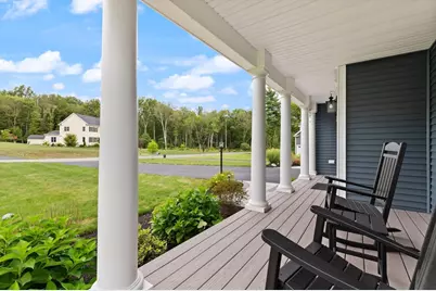 10 Applewood Ln, Mendon, MA 01756 - Photo 1