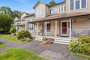 65 Willow Pond Dr, Rockland, MA 02370 - Photo 1