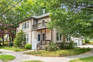 725 Watertown St, Newton, MA 02460 - Photo 1