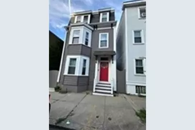 44 L St #1, Boston, MA 02127 - Photo 1