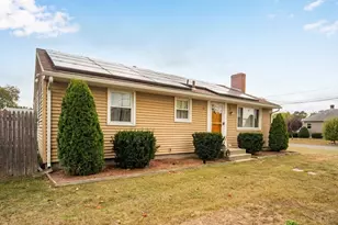 91 Arcadia Blvd, Springfield, MA 01118 - Photo 1