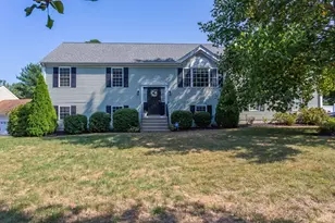 8 Powhattan Dr, Taunton, MA 02718 - Photo 1