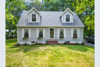 72 Neadam Ct, Swansea, MA 02777 - Photo 1