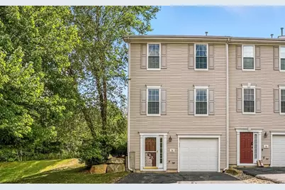 58 Buttercup Ln #58, Grafton, MA 01560 - Photo 1