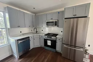 10 Hunting St, Cambridge, MA 02141 - Photo 1