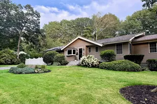 14 Abbott Ln, Chelmsford, MA 01824 - Photo 1