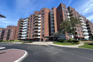 One Seal Harbor Rd, Winthrop, MA 02152 - Photo 1