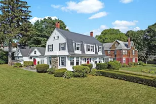 34 Lakeview Ave, Haverhill, MA 01830 - Photo 1