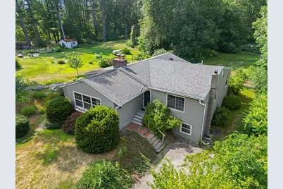 30 Fenno Dr, Rowley, MA 01969 - Photo 1