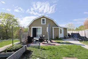 11 Overlook Ave, Gloucester, MA 01930 - Photo 1