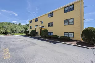 124 Charlton St, Oxford, MA 01540 - Photo 1