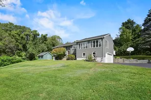 534 Pleasant St, Leicester, MA 01524 - Photo 1