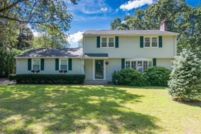 567 Maple Rd, Longmeadow, MA 01106 - Photo 1