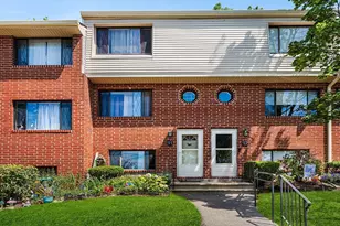 91 Sterling Ln, Haverhill, MA 01835 - Photo 1