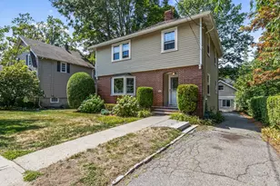 123 Linden Rd, Melrose, MA 02176 - Photo 1