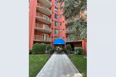 115 West Squantum Street #1114, Quincy, MA 02171 - Photo 1
