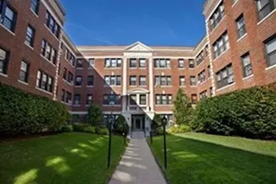 137 Englewood #31, Boston, MA 02135 - Photo 1