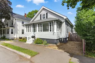 21 Highland St, Salem, MA 01970 - Photo 1