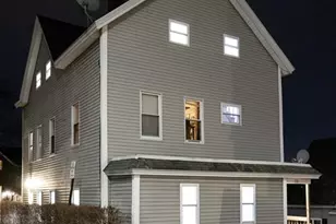 28 Harlem St, Worcester, MA 01610 - Photo 1