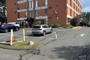 155 Maple St, Springfield, MA 01105 - Photo 1