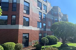 35 Vine St, Winchester, MA 01890 - Photo 1