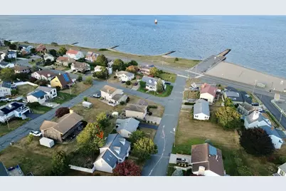 41 Nina St, New Bedford, MA 02744 - Photo 1