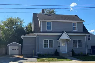 986 N Eastern Ave, Fall River, MA 02720 - Photo 1