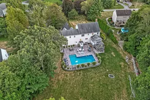 15 Holly Ln, Berkley, MA 02779 - Photo 1