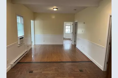 4 Wakefield St #4, Webster, MA 01570 - Photo 1
