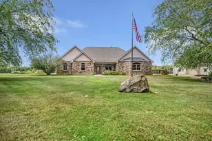 495 Bushee Rd, Swansea, MA 02777 - Photo 1