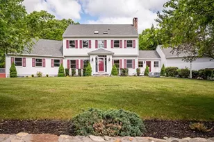 55 Country Club Cir, Pembroke, MA 02359 - Photo 1