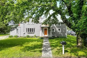 37 Wing Ln, Acushnet, MA 02743 - Photo 1