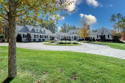 25 Hammetts Cove Rd, Marion, MA 02738 - Photo 1