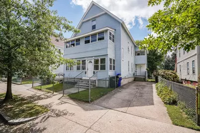 134 Massasoit St, Springfield, MA 01107 - Photo 1