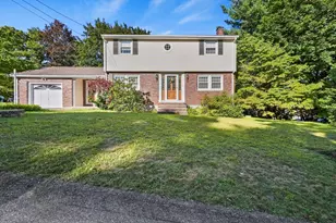 198 Trull Ln E, Lowell, MA 01852 - Photo 1