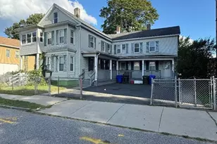 59 Grant St, Springfield, MA 01109 - Photo 1