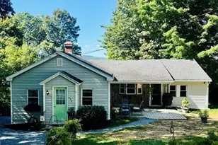 452 Hollis Rd, Lunenburg, MA 01462 - Photo 1