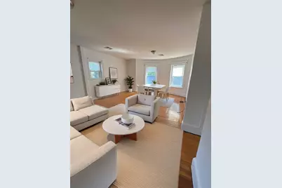 14 Lyndhurst #3R, Boston, MA 02124 - Photo 1