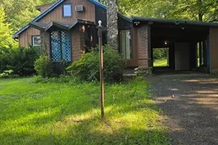 40 Division St, Easthampton, MA 01027 - Photo 1