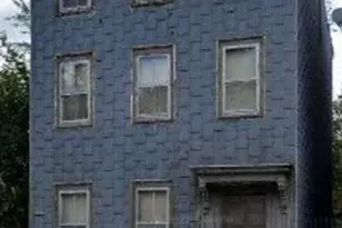 87 W Seventh St, Boston, MA 02127 - Photo 1