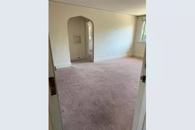 479 Newport Ave #4, Quincy, MA 02170 - Photo 1