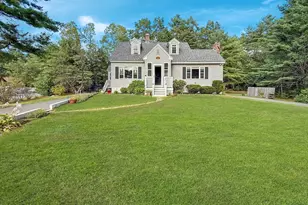 190 Hobbs, Pelham, NH 03076 - Photo 1