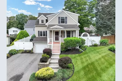 95 John St, Reading, MA 01867 - Photo 1